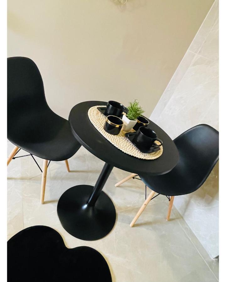 בארי Suite Whiteflower מראה חיצוני תמונה