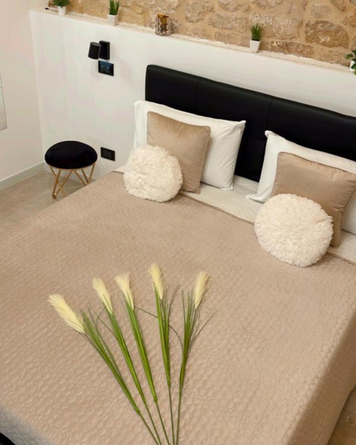 בארי Suite Whiteflower מראה חיצוני תמונה