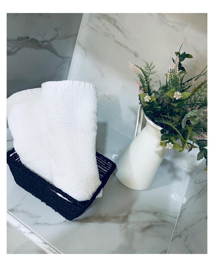 בארי Suite Whiteflower מראה חיצוני תמונה